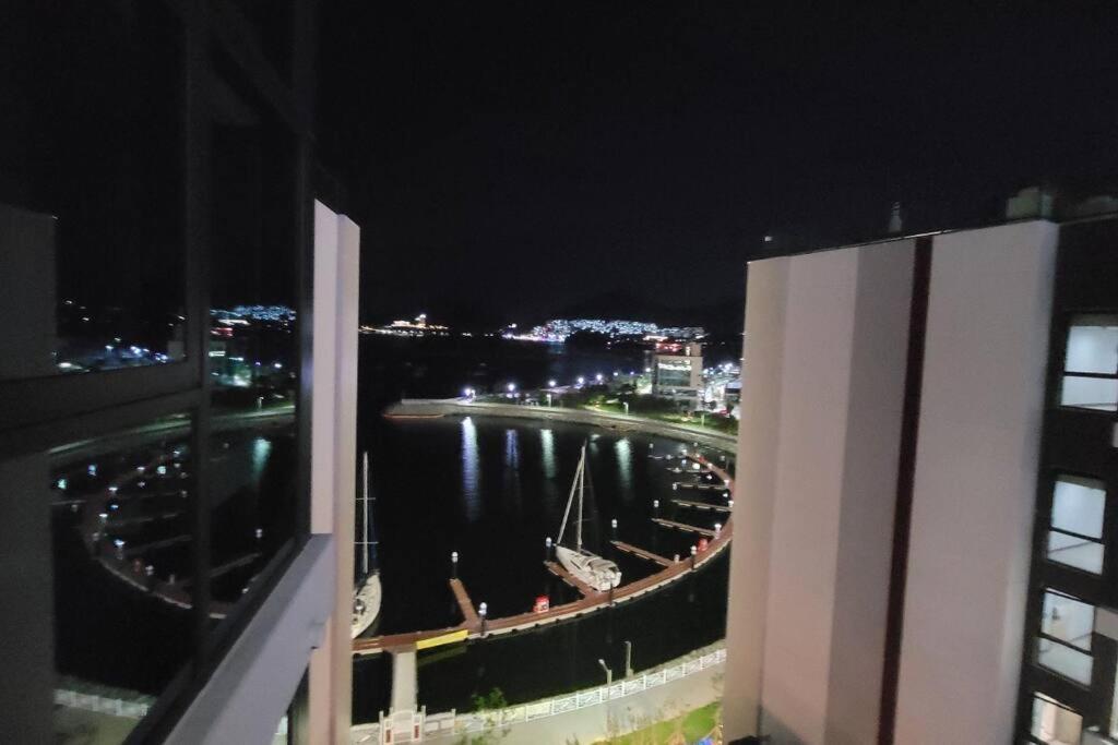 The Castle Ocean Marina Double Suite Yeosu Εξωτερικό φωτογραφία