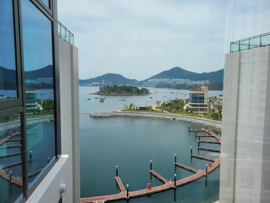 The Castle Ocean Marina Double Suite Yeosu Εξωτερικό φωτογραφία