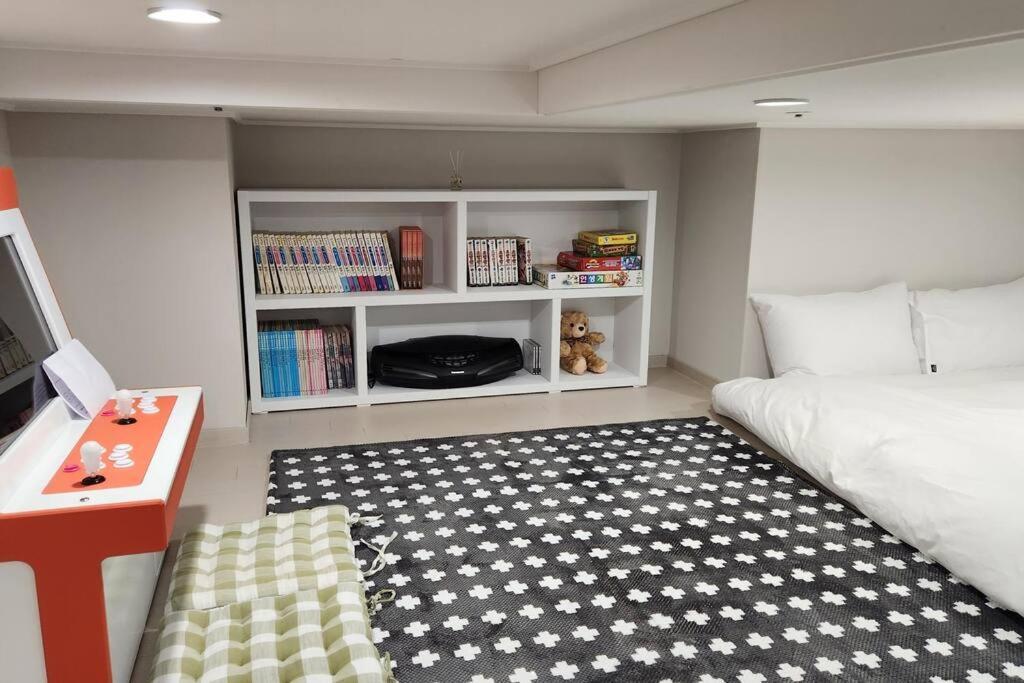 The Castle Ocean Marina Double Suite Yeosu Εξωτερικό φωτογραφία